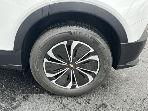 New 2026 Chevrolet Blazer EV LT image 18