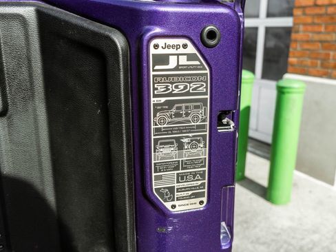 Used 2023 Jeep Wrangler Unlimited Rubicon 392 w/ Xtreme Recon 35" Tire Package AWD/4WD image 34