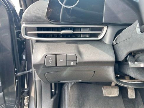 Used 2023 Hyundai Elantra SEL w/ Convenience Package FWD image 14