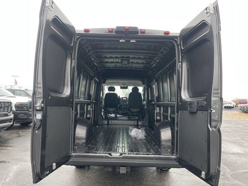 New 2026 RAM ProMaster 3500 w/ Convenience Group image 27