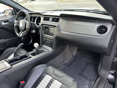 Used 2012 Ford Mustang Shelby GT500 w/ Electronics Pkg image 12