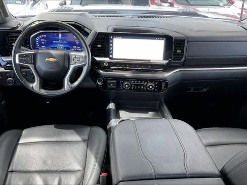 Used 2025 Chevrolet Silverado 2500 LTZ w/ LTZ Premium Package AWD/4WD image 16