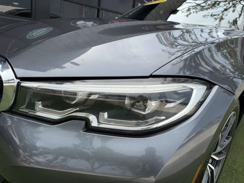 Used 2022 BMW 330i Sedan w/ Premium Package RWD image 10