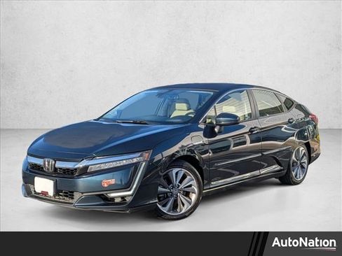 Used 2018 Honda Clarity Touring image 1