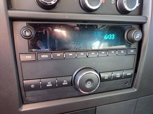Used 2019 Chevrolet Express 2500 w/ Driver Convenience Package RWD image 19