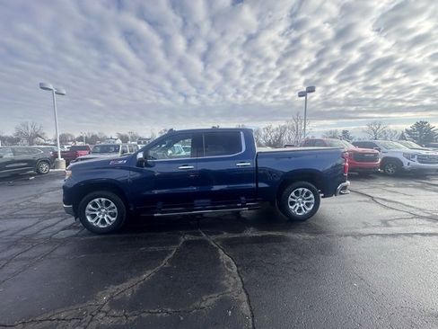 Used 2022 Chevrolet Silverado 1500 LTZ w/ LTZ Premium Package image 2