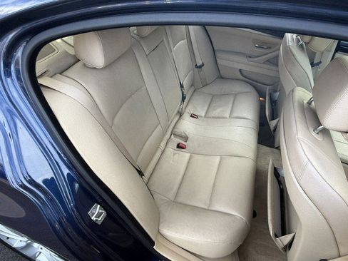 Used 2011 BMW 528i Sedan image 27