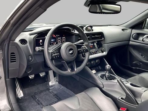 Used 2024 Nissan Z Performance w/ Floor Mat Package RWD image 16