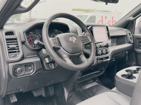 New 2025 RAM 2500 Tradesman w/ Chrome Appearance Group image 15