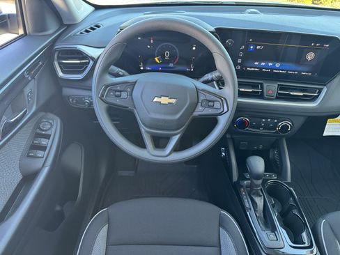 New 2026 Chevrolet TrailBlazer LS w/ LS Convenience Package image 17