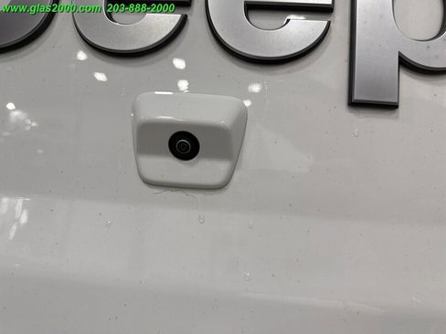 Used 2021 Jeep Gladiator Overland w/ Popular Equipment Package image 27