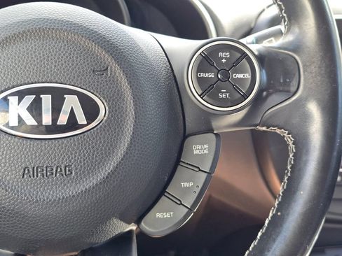 Used 2017 Kia Soul + w/ UVO Package FWD image 14
