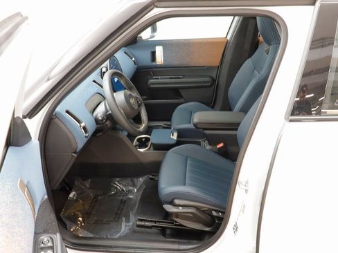 Certified 2025 MINI Cooper Countryman S image 6