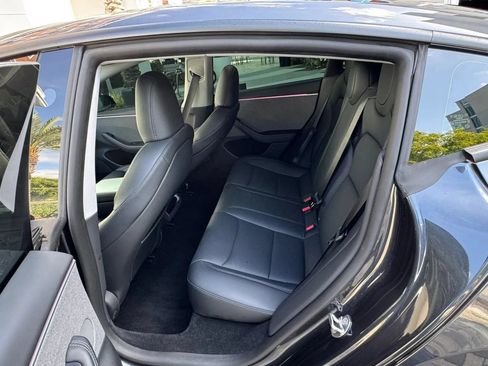Used 2024 Tesla Model 3 Long Range RWD image 18