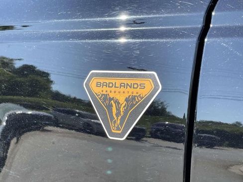 Certified 2022 Ford Bronco Badlands AWD/4WD image 10