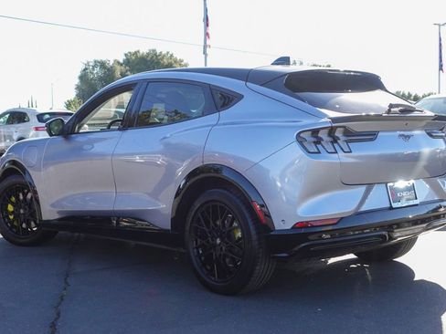 Used 2022 Ford Mustang Mach-E Premium image 7