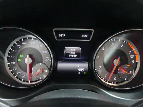 Used 2015 Mercedes-Benz CLA 250 4MATIC image 31