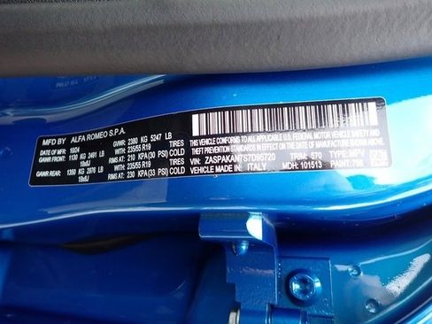 New 2025 Alfa Romeo Stelvio Sprint image 19