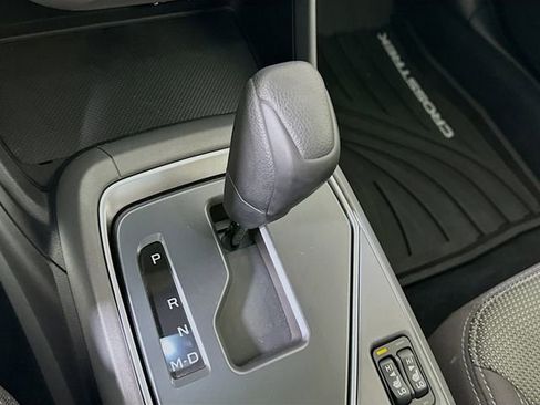 Used 2024 Subaru Crosstrek 2.0i Premium image 17