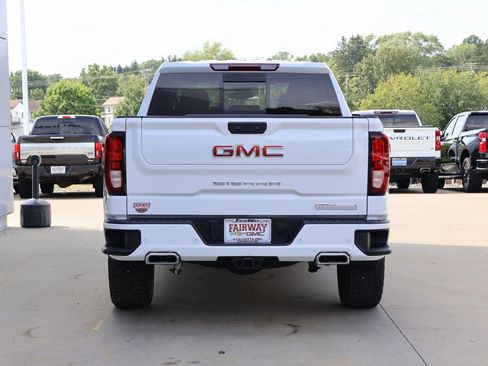 New 2026 GMC Sierra 1500 Elevation w/ Elevation Premium Package image 9