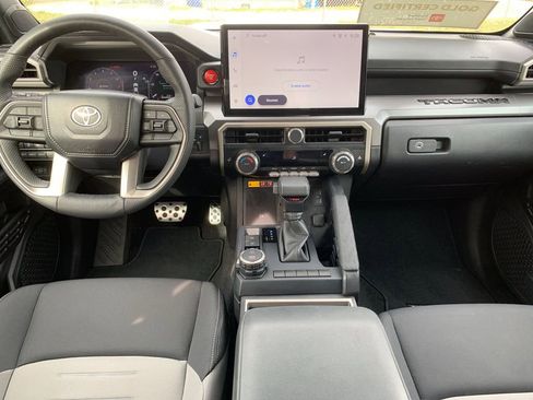 Used 2024 Toyota Tacoma TRD Sport w/ TRD Sport Upgrade Package AWD/4WD image 16