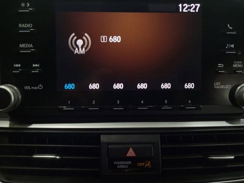 Used 2018 Honda Accord LX image 25