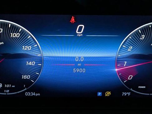 Used 2025 Mercedes-Benz GLB 250 image 10