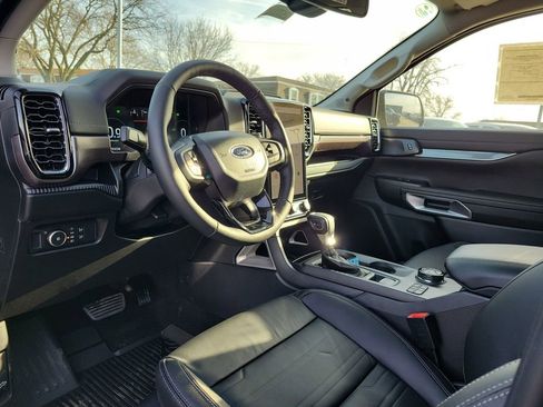 New 2025 Ford Ranger Lariat w/ Trailer Tow Package image 20