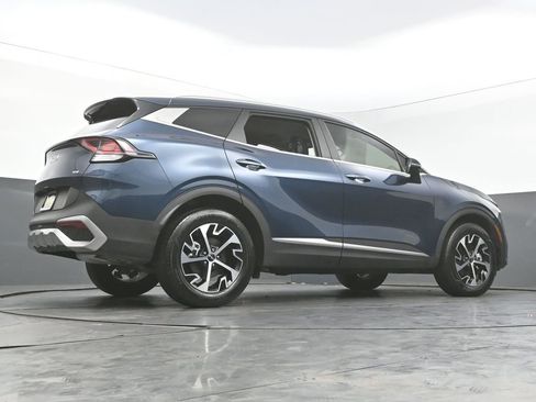 Used 2025 Kia Sportage EX image 48