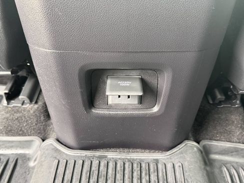 Used 2024 Toyota Grand Highlander FWD image 37