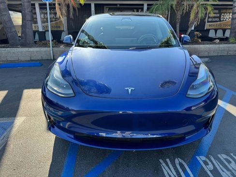 Used 2023 Tesla Model 3 Standard Range RWD image 2