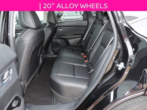 Used 2025 Nissan Murano SV image 18