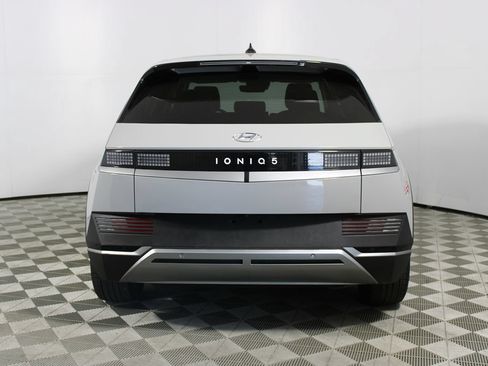 Used 2024 Hyundai Ioniq 5 SEL RWD image 26