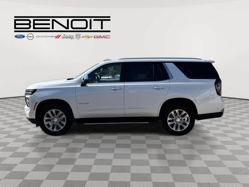 Used 2025 Chevrolet Tahoe Premier w/ Sun And Tow Package RWD image 6