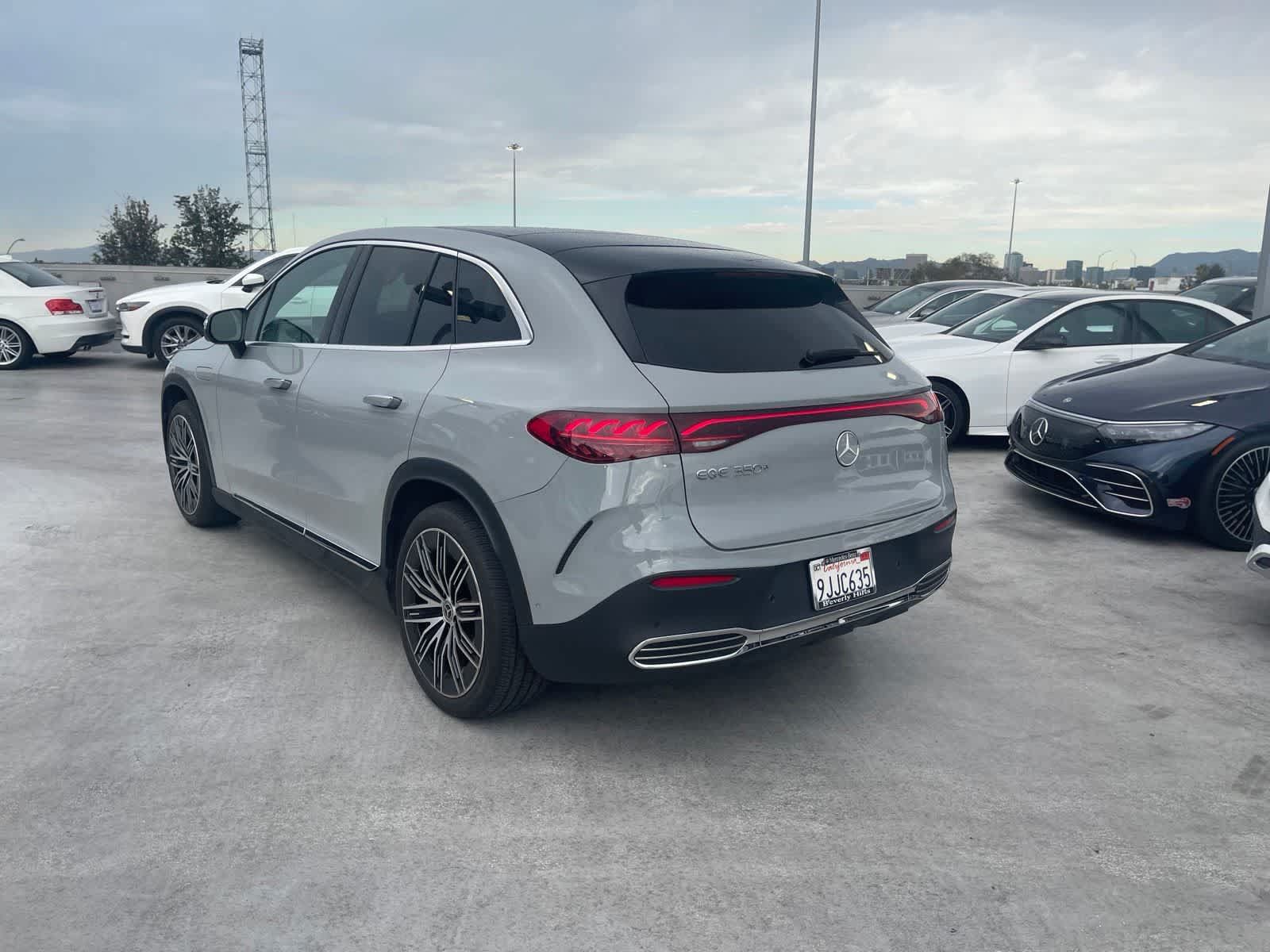 Used 2023 Mercedes-Benz EQE 350+ SUV image 4