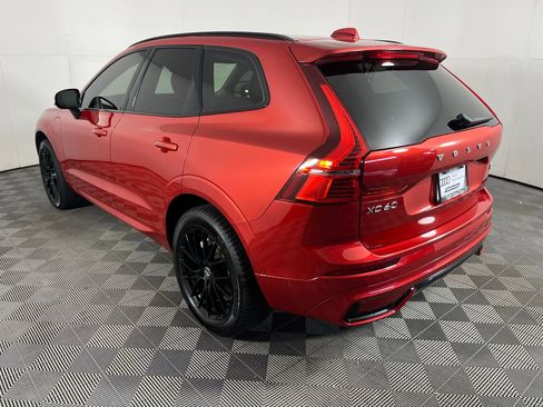 Used 2023 Volvo XC60 T8 Plus image 6