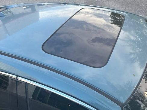 Used 2018 Honda Civic EX image 9