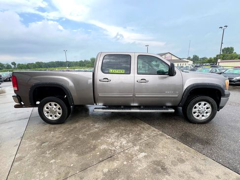 Used 2014 GMC Sierra 3500 SLT image 4