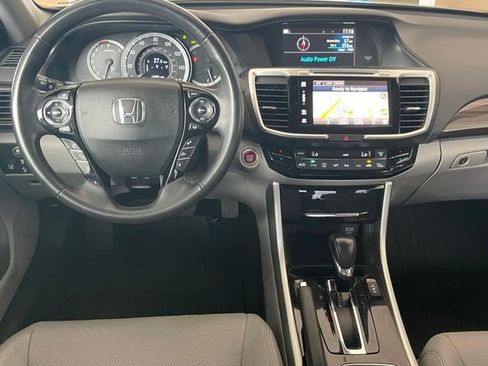 Used 2016 Honda Accord EX-L image 14