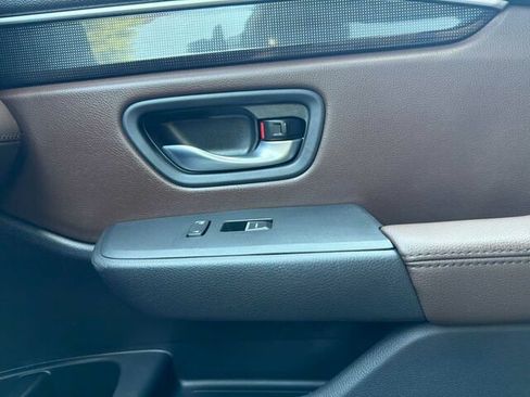 Used 2025 Honda Pilot Elite image 22