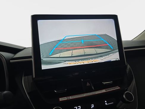 Used 2025 Toyota Corolla XLE FWD image 23