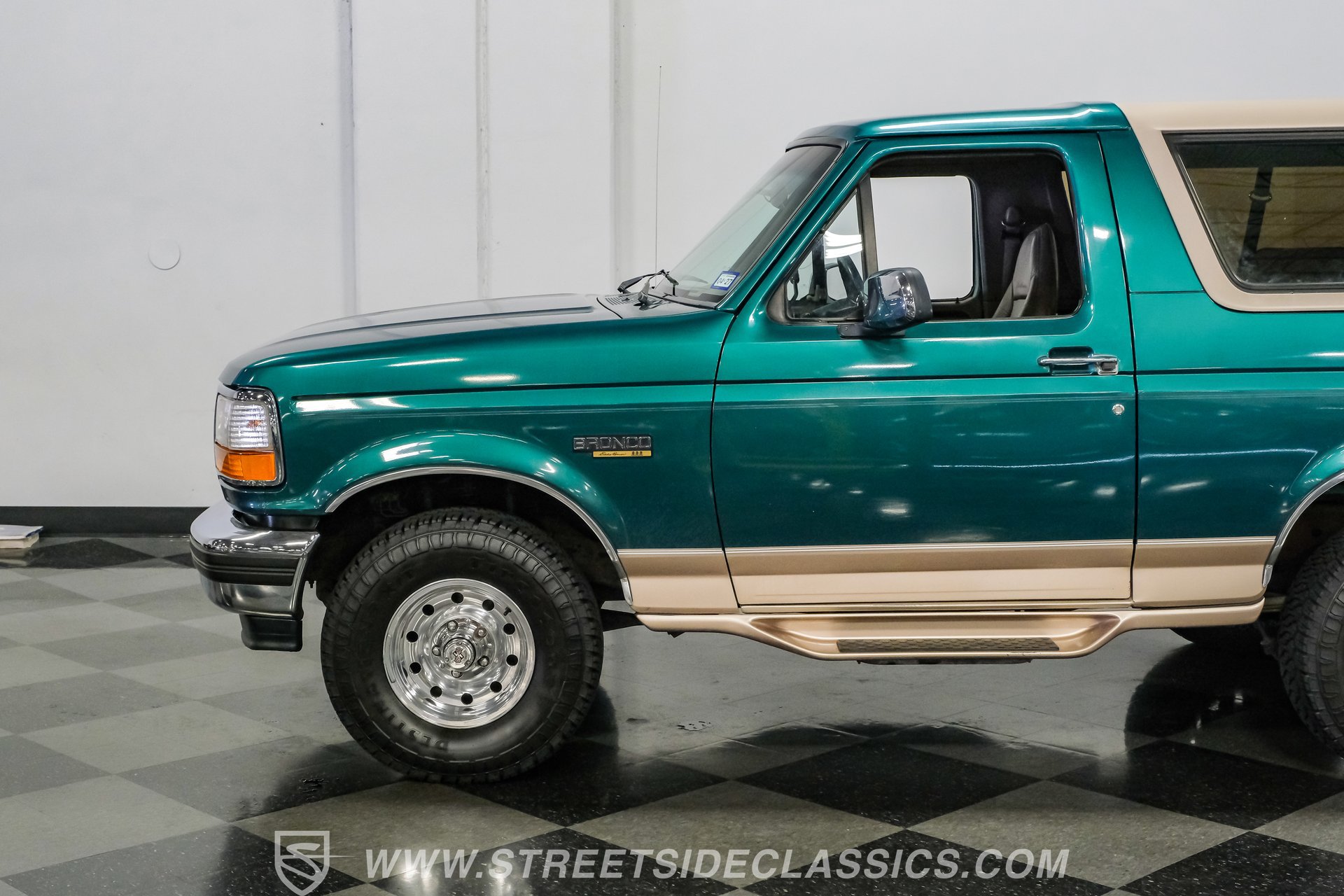 Used 1996 Ford Bronco Eddie Bauer AWD/4WD image 23