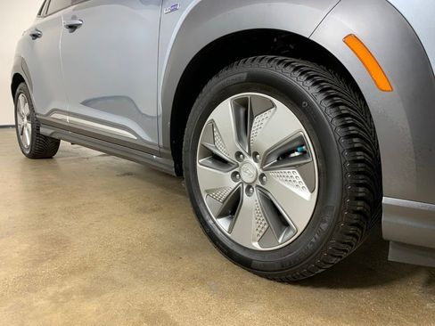 Used 2020 Hyundai Kona SEL FWD image 6