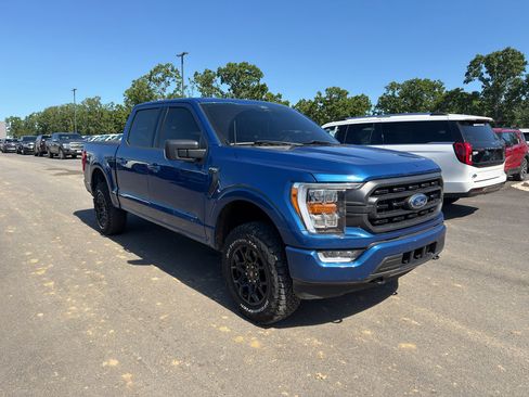 Used 2022 Ford F150 XLT w/ Equipment Group 302A High AWD/4WD image 4