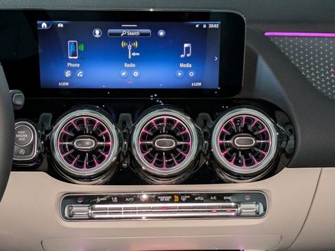 New 2026 Mercedes-Benz GLA 250 GLA 250 image 14