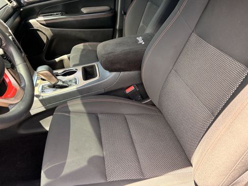 Used 2016 Jeep Grand Cherokee Laredo 75th Anniversary RWD image 16