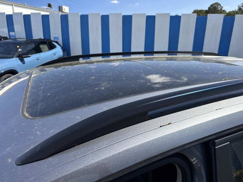 Used 2022 Volkswagen Atlas SE w/ Panoramic Sunroof Package image 35