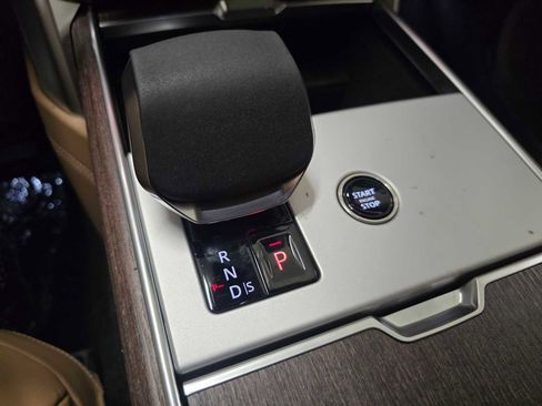 New 2026 Land Rover Range Rover SE image 34