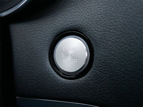 Used 2023 Kia Stinger GT-Line w/ Sun & Sound Package image 29