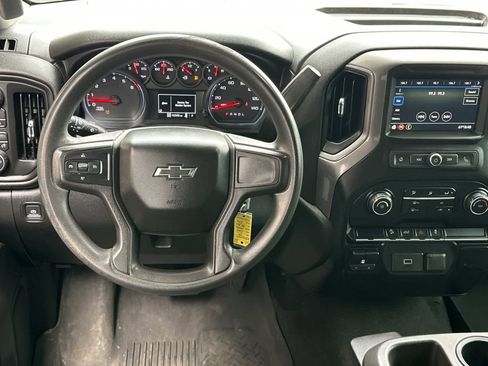 Used 2019 Chevrolet Silverado 1500 Custom Trail Boss w/ Custom Convenience Package AWD/4WD image 16